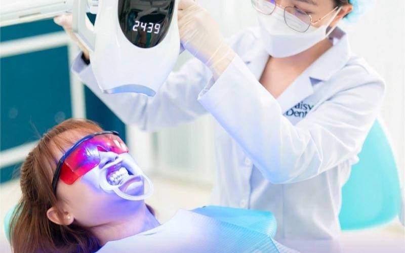 Kết hợp sử dụng tia Laser và thuốc tẩy trắng răng mang lại hiệu quả nhanh chóng