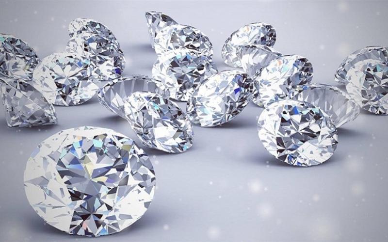 Đá kim cương mang vẻ đẹp sang trọng quý phái