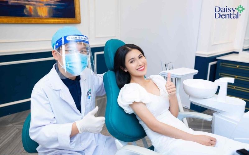 Dịch vụ làm răng sứ tại nha khoa DAISY được nhiều khách hàng tin cậy
