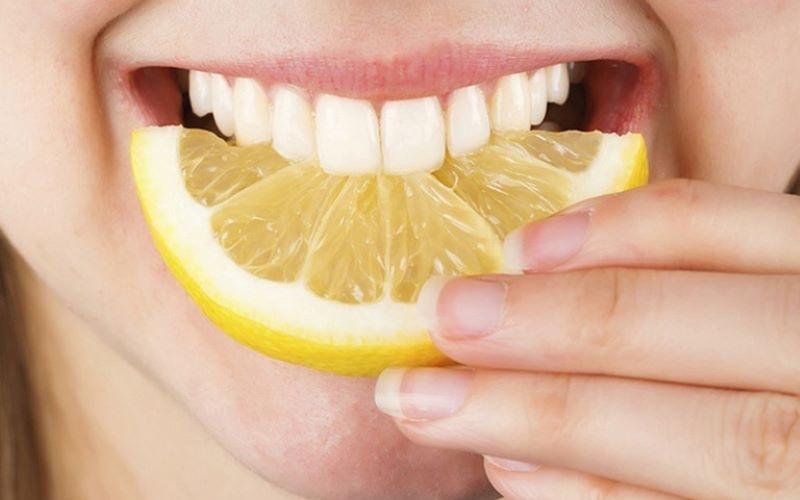 Cam là thực phẩm làm trắng răng hữu hiệu