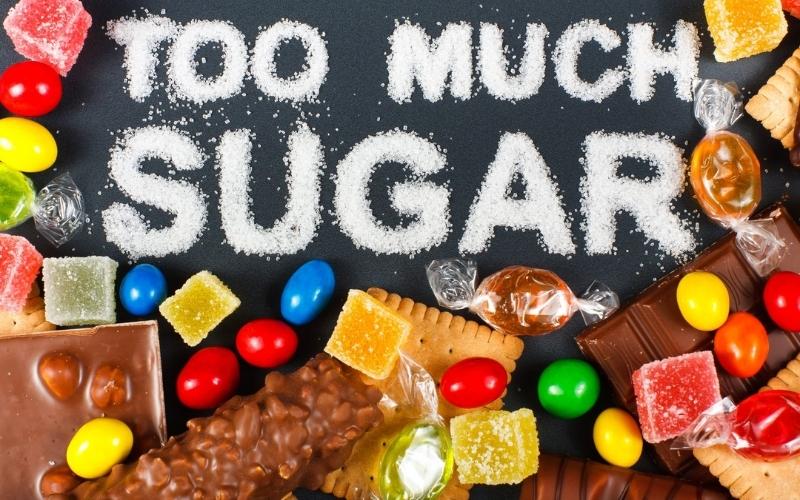 Không nên ăn các loại thực phẩm nhiều đường, tinh bột