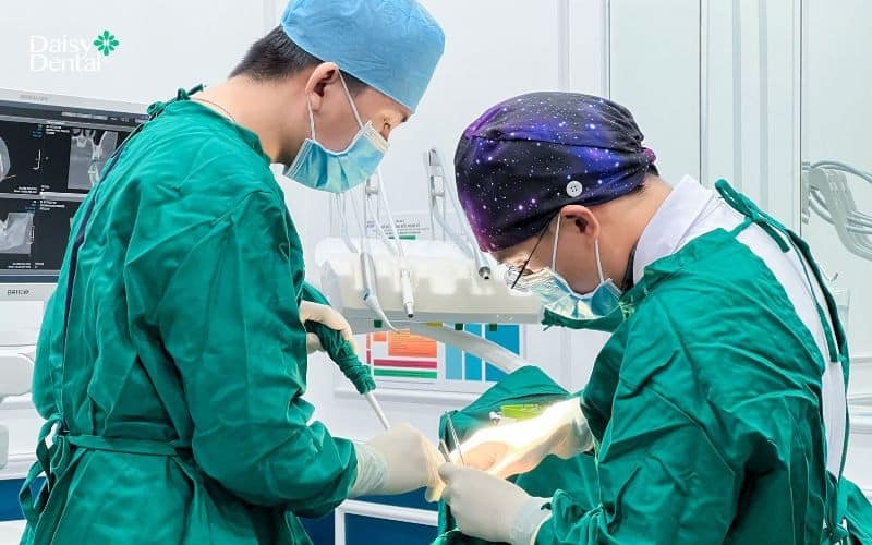 Lựa chọn nha khoa có đội ngũ bác sĩ chuyên môn cao để thực hiện trồng Implant