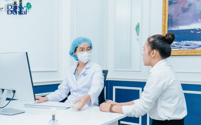 Nha khoa Quốc tế DAISY là địa chỉ thăm khám răng miệng định kỳ uy tín.