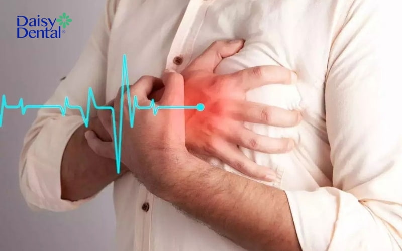 Tình trạng hôi miệng từ cuống họng có thể là dấu hiệu cảnh báo các bệnh về tim mạch