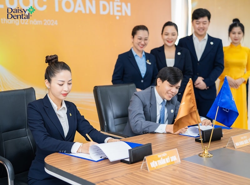 Những hình ảnh nổi bật tại buổi lễ ký kết hợp tác giữa DAISY DENTAL và Viện thẩm mỹ DIVA
