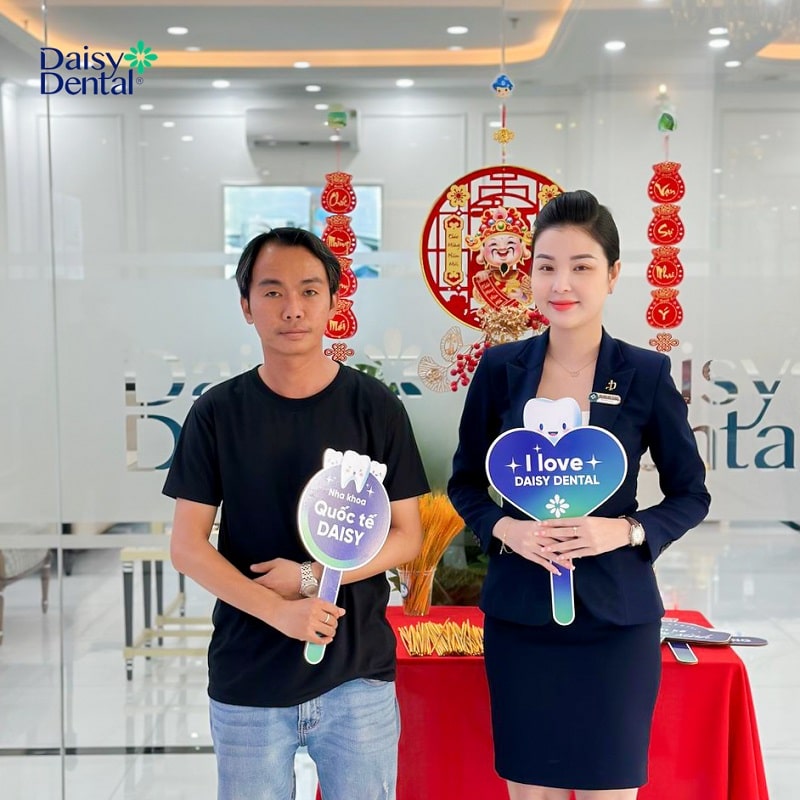 Những hình ảnh nổi bật khác tại DAISY DENTAL đầu Xuân Giáp Thìn