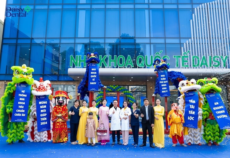 Nha khoa Quốc tế DAISY rộn ràng tổ chức múa lân khai xuân vào ngày 15/02/2024 tại số 303 Phan Trung, Phường Tân Mai, TP. Biên Hòa, Tỉnh Đồng Nai