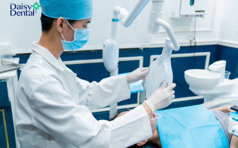Nha khoa Quốc tế DAISY nhận Chuyển giao công nghệ tẩy trắng răng số 1 Nhật Bản