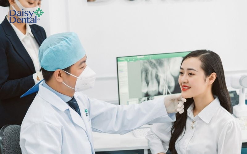 Thăm khám nha khoa định kỳ để kịp thời phát hiện và ngăn chặn các vấn đề răng miệng