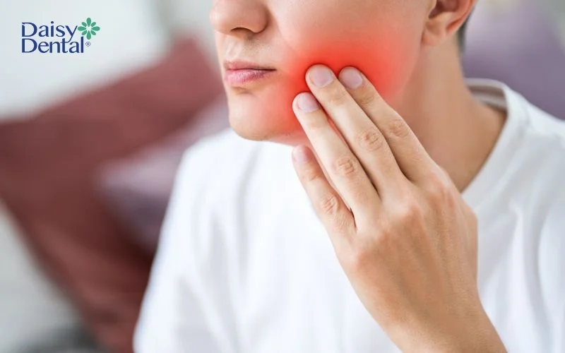 Thuốc bôi chữa viêm nha chu giúp kiểm soát và tiêu diệt vi khuẩn gây viêm