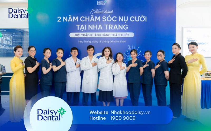 Hành trình 2 năm chăm sóc nụ cười tại Nha Trang"