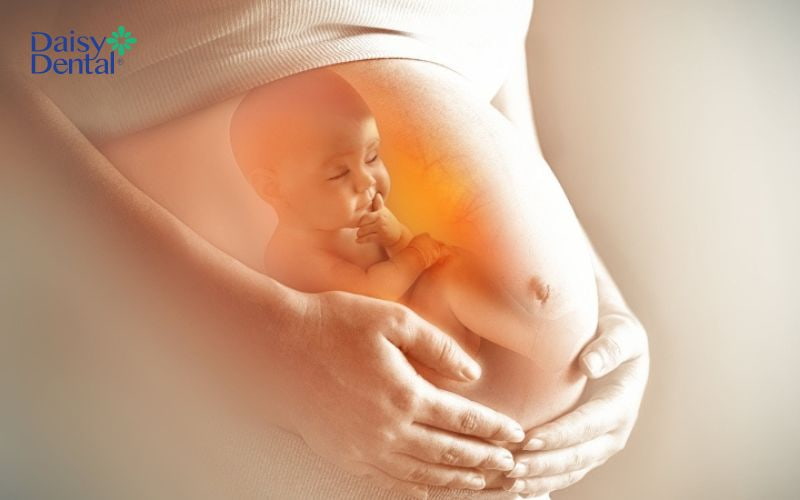 Nên chữa tủy răng vào giai đoạn 3 tháng giữa của thai kỳ