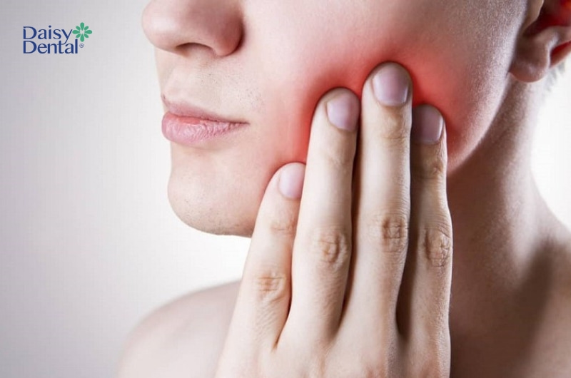 Nhổ răng khôn 2 tháng vẫn đau có thể gây nguy hiểm đến tính mạng