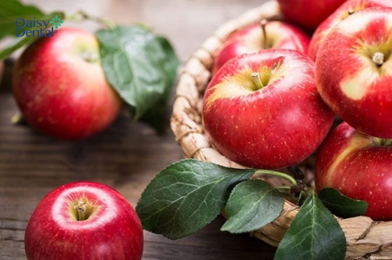 Các loại thực phẩm giòn có khả năng chữa hôi miệng hiệu quả