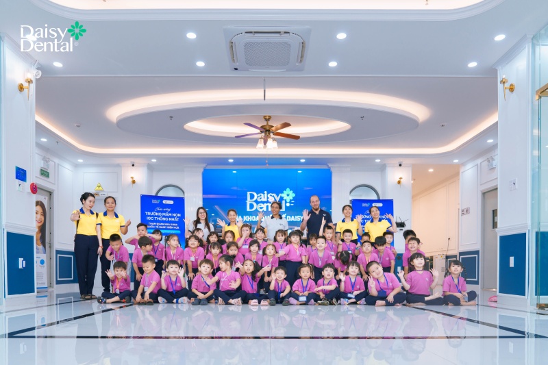 DAISY DENTAL chào đón các bé Trường Mầm non IGC Thống Nhất đến tham quan 