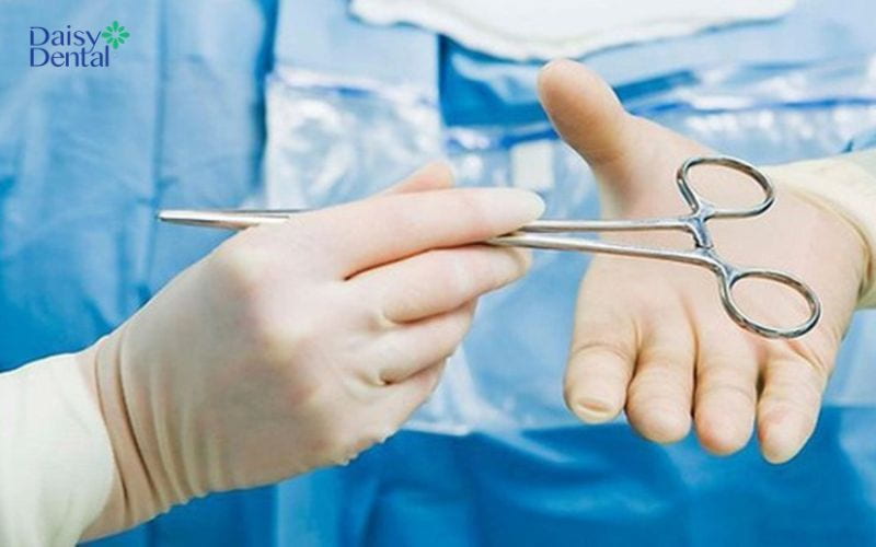 Bác sĩ có thể chỉ định phẫu thuật điều trị hở van dạ dày
