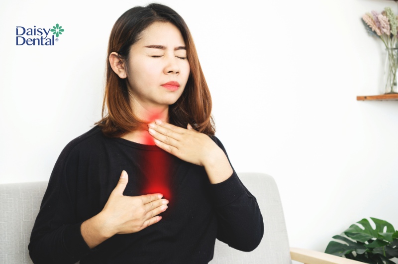 Trào ngược dạ dày thực quản là một trong những nguyên nhân hàng đầu gây ra vị chua ở miệng
