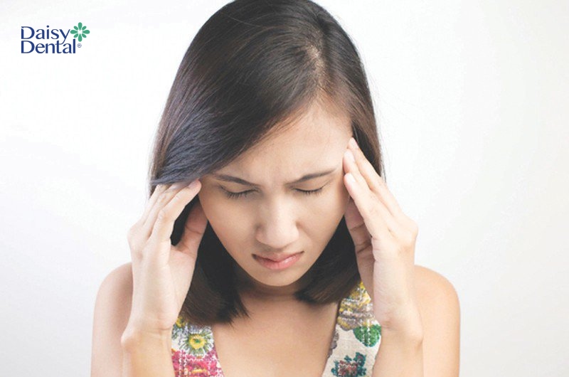 Cơ nhai bị sưng to và mặt người bệnh có thể bị biến dạng