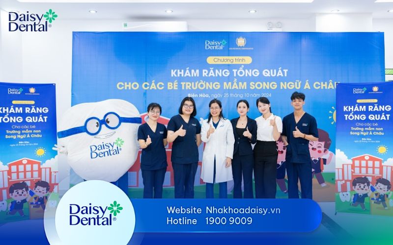 thăm khám răng miệng Trường Mầm non Song ngữ Á Châu