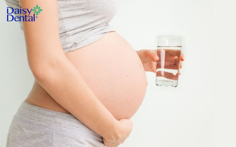 bà bầu bị nhiệt miệng
