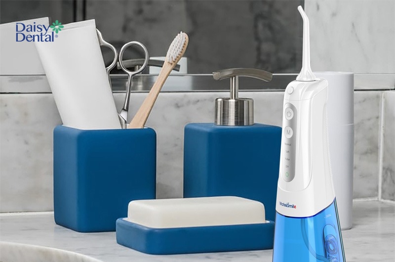 Nên chọn dòng sản phẩm có bình chứa dễ tháo lắp và vệ sinh