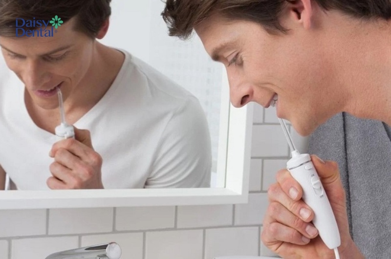 Điều chỉnh áp lực nước phù hợp với tình trạng răng miệng của bản thân