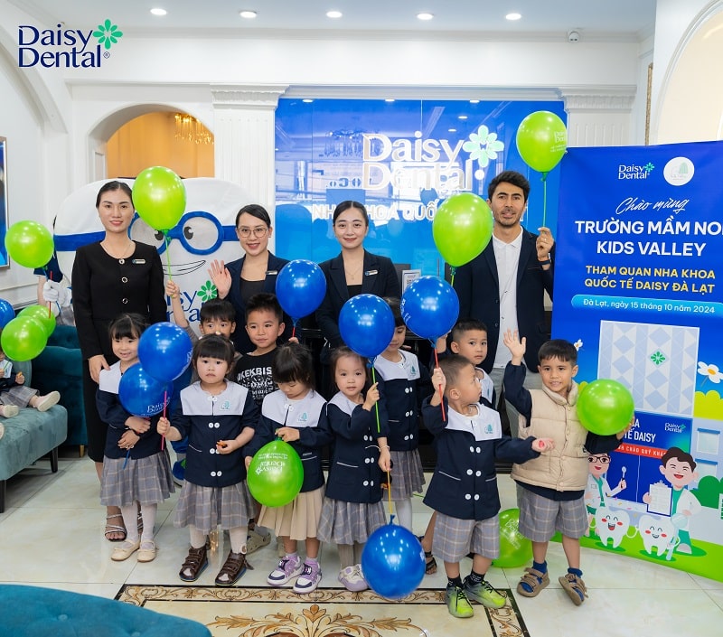Nha khoa Quốc tế DAISY đón tiếp đoàn tham quan Trường Mầm Non Kids Valley.