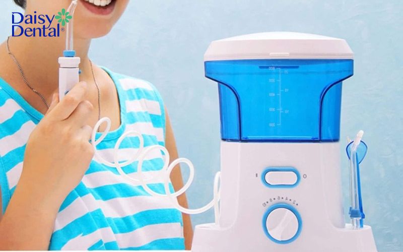 Máy tăm nước gia đình có bình chứa nước có dung tích lớn