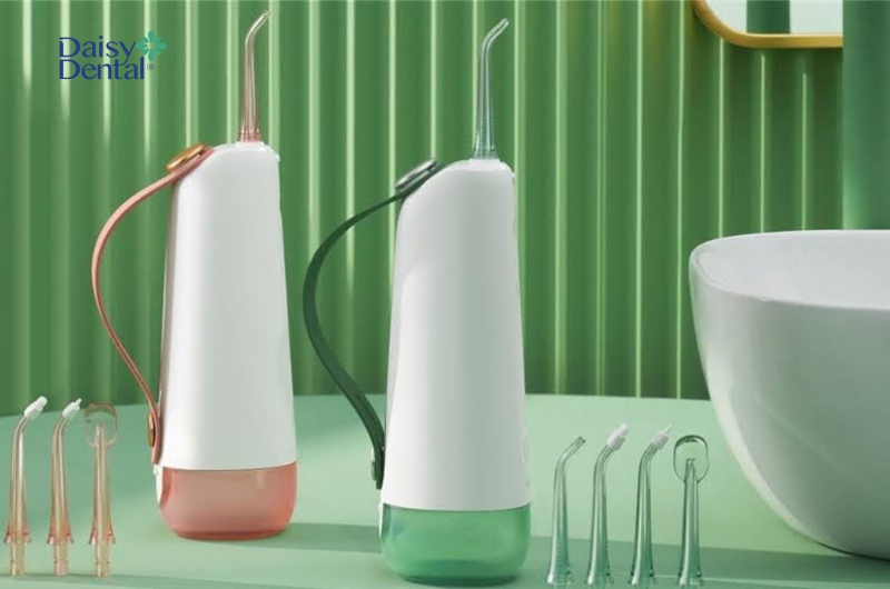 Thiết kế đẹp mắt của máy tăm nước Oclean W10