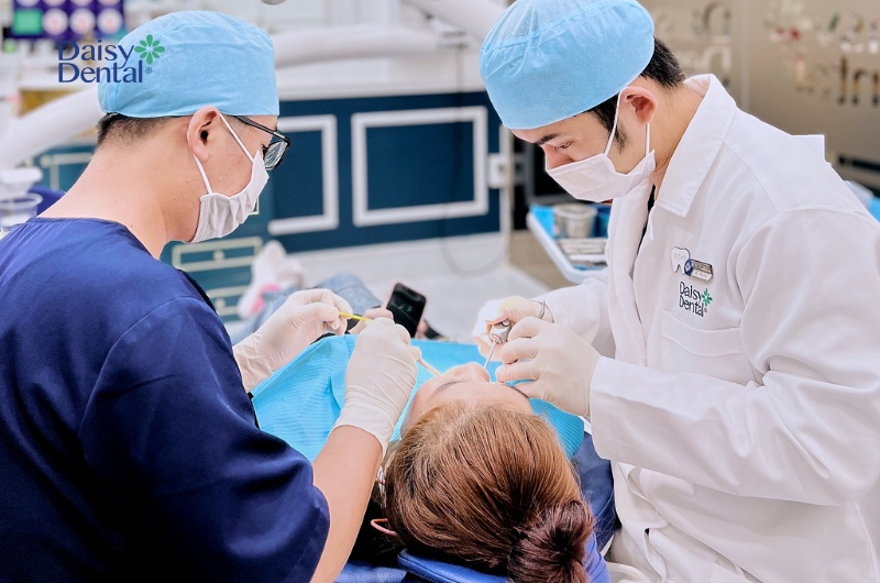 Hãy đi thăm khám ngay khi bệnh có triệu chứng lạ hoặc tái phát quá thường xuyên