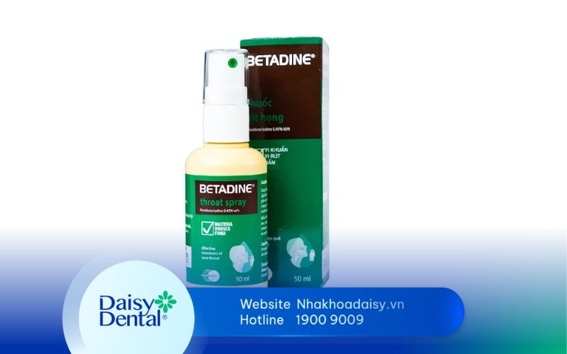 xịt họng betadine có nuốt được không