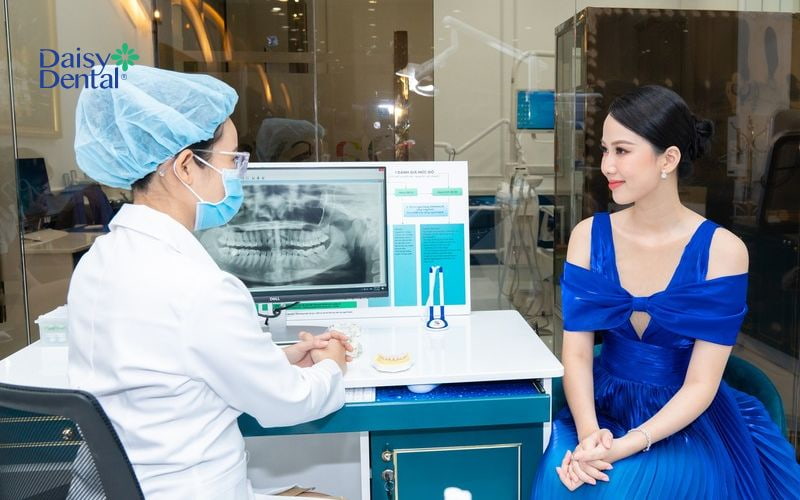 Hãy luôn tham khảo ý kiến của bác sĩ khi xuất hiện các triệu chứng lạ