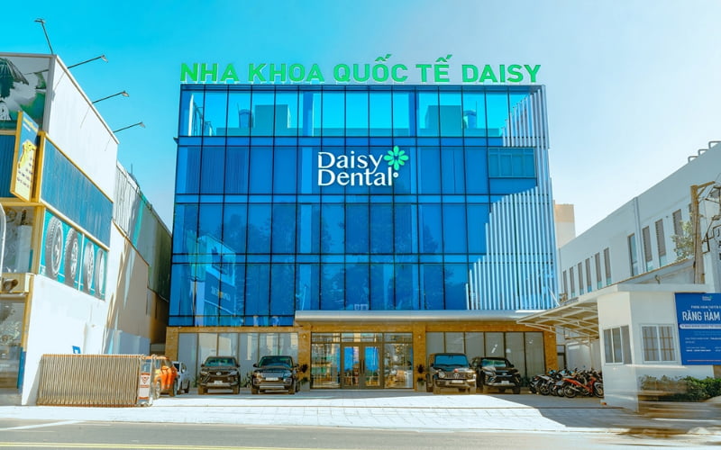 Nha khoa Quốc tế Daisy - Địa chỉ lấy cao răng uy tín, an toàn